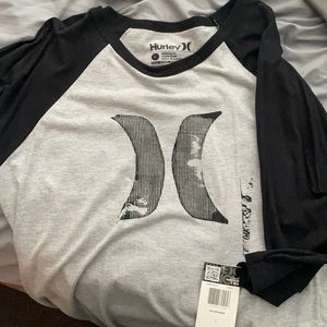 Vintage Hurley 3/4 sleeve shirt